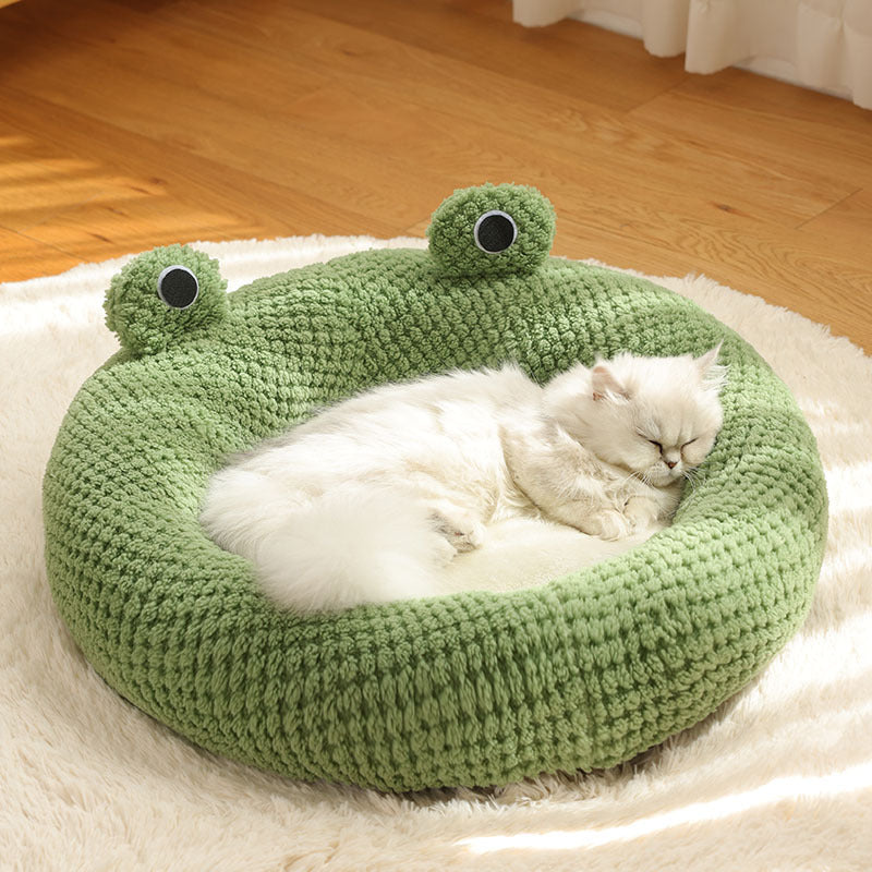 Frog Pet Bed & Hideaway House